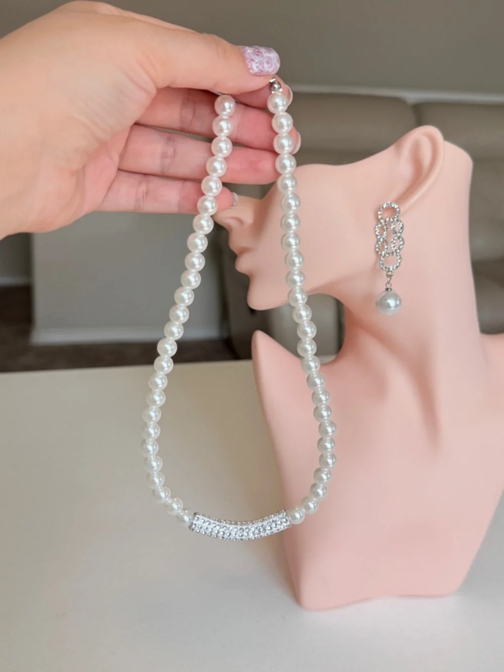 Pearl Bead Necklace with Rhinestone Accent